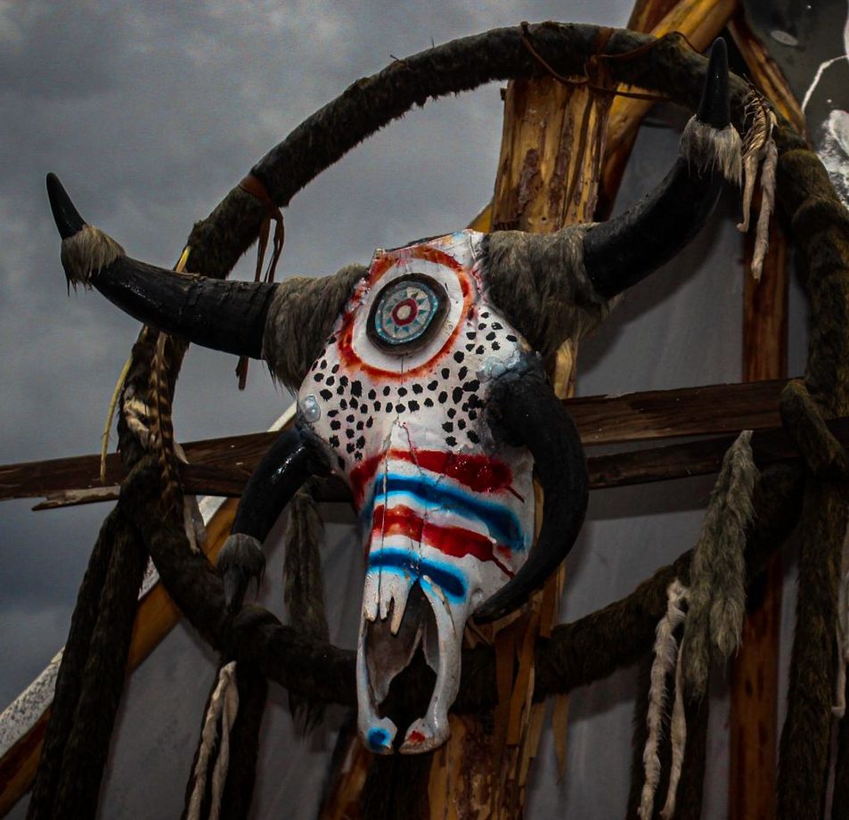 traditional apache decoration